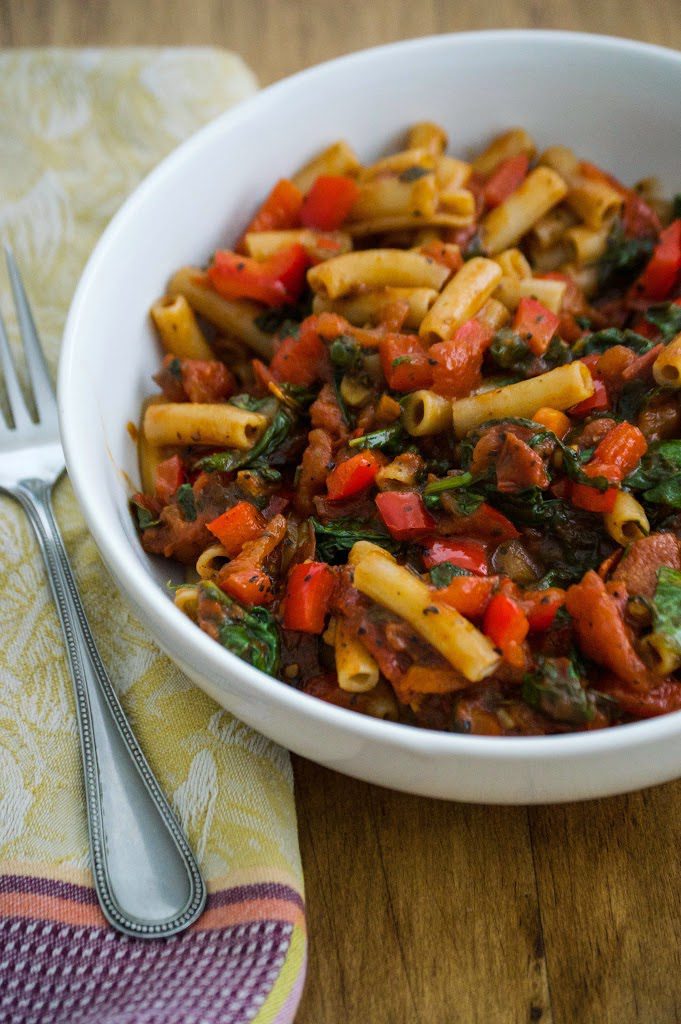 Spicy Tomato and Herb Pasta (Cooked)