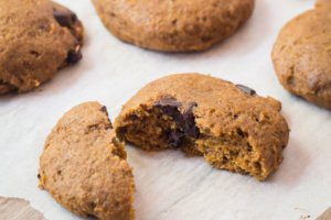 6 drool-worthy recipes for vegan pumpkin cookies